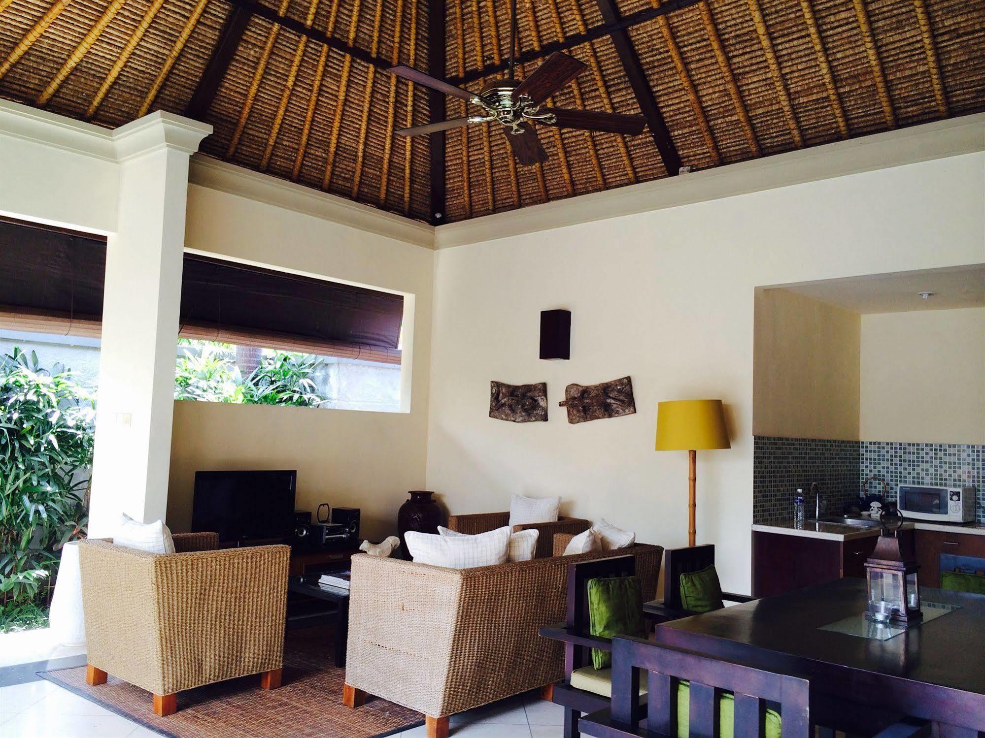 D'Alang Alang Villas Seminyak  Luaran gambar