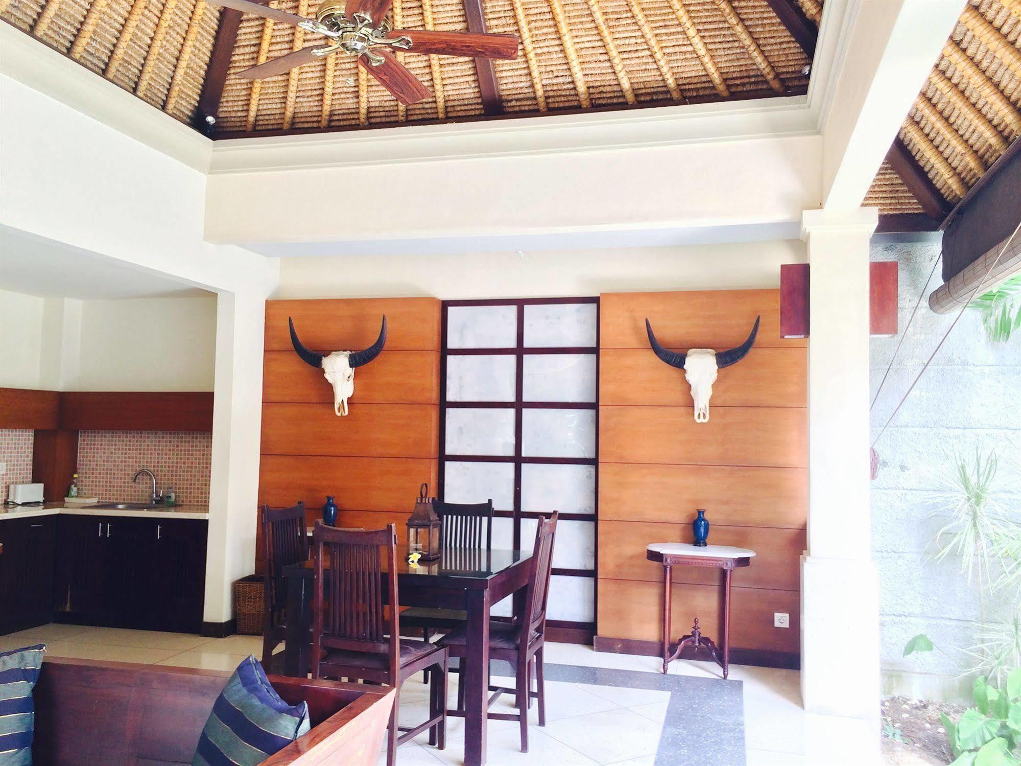 D'Alang Alang Villas Seminyak  Luaran gambar